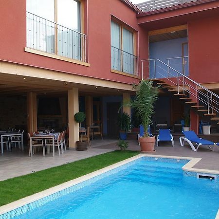 Hotel La Placa Garriguella Εξωτερικό φωτογραφία